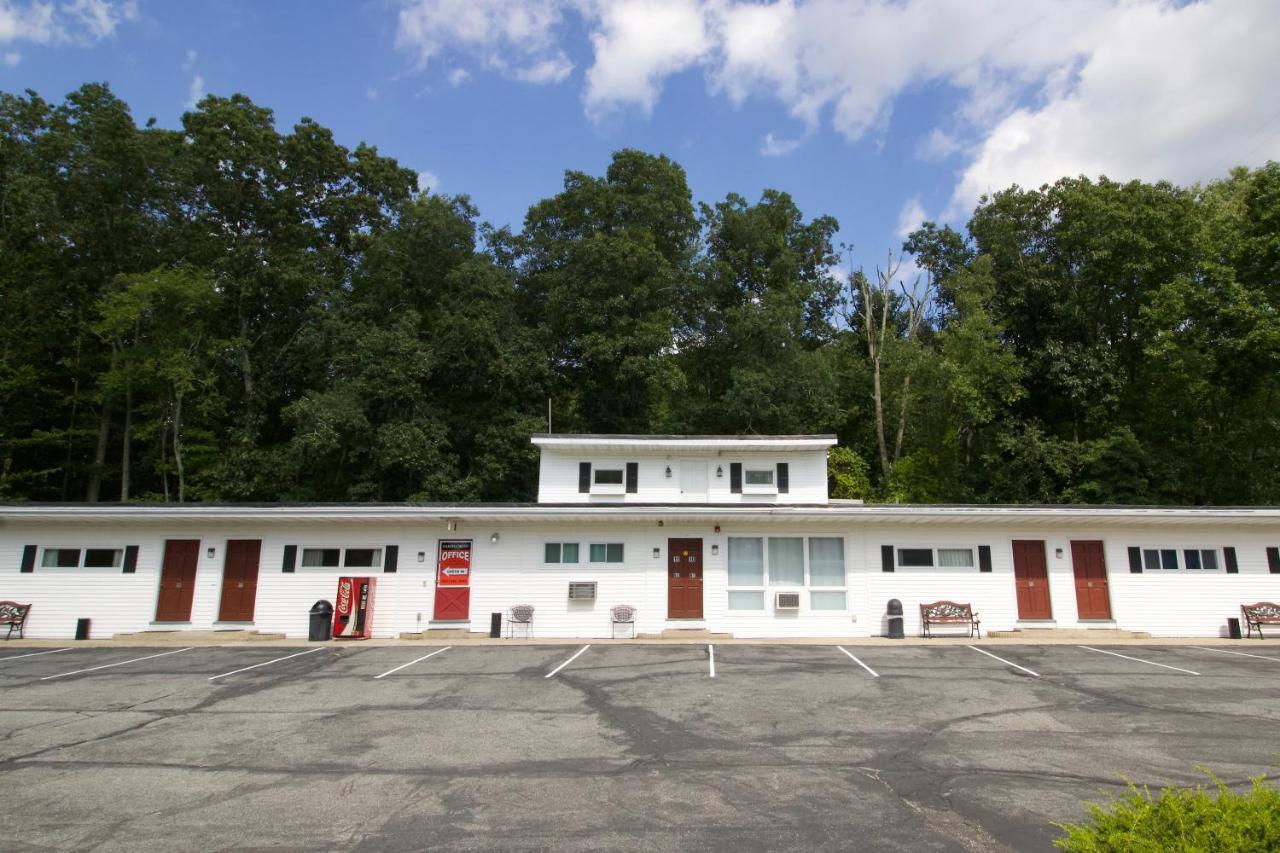 Oakdell Motel Waterford Ct Екстериор снимка