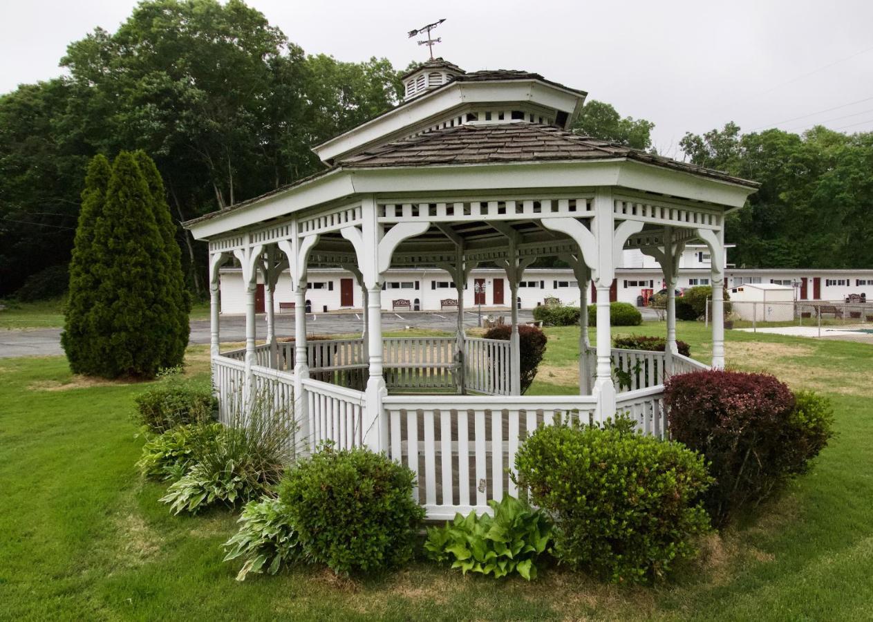 Oakdell Motel Waterford Ct Екстериор снимка