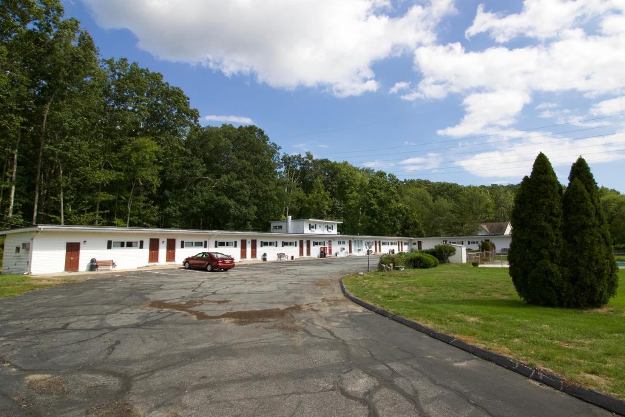 Oakdell Motel Waterford Ct Екстериор снимка