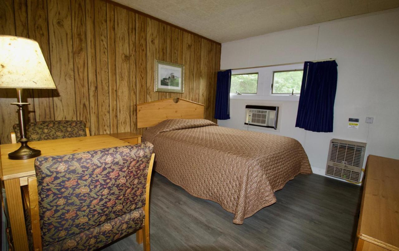 Oakdell Motel Waterford Ct Екстериор снимка